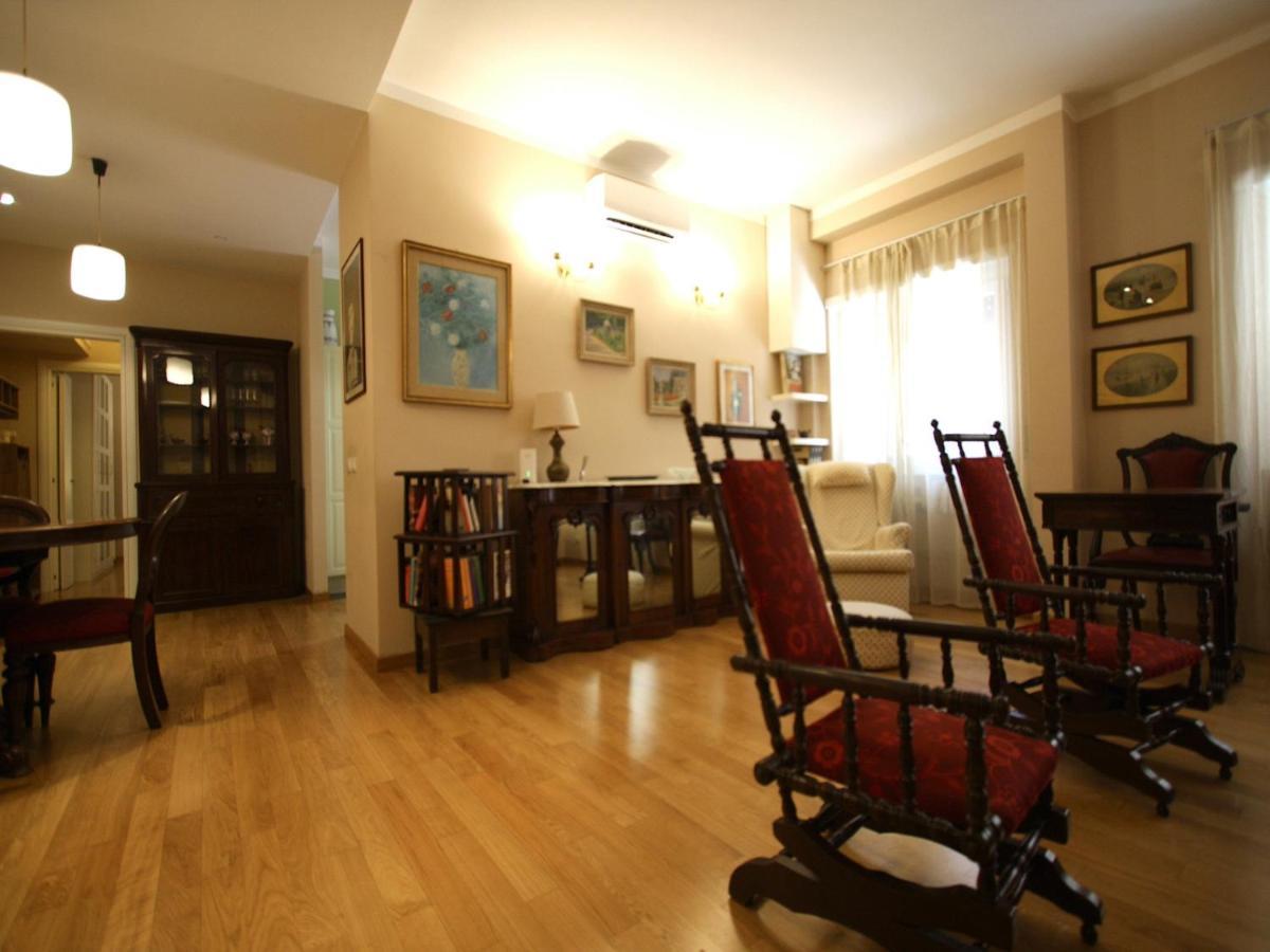 Anna House Apartment Rom